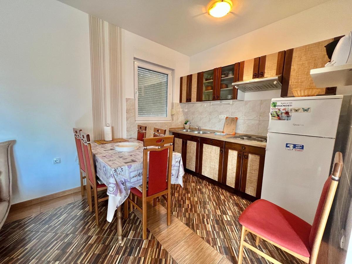 Apartmani Marija Dramalj Exterior photo