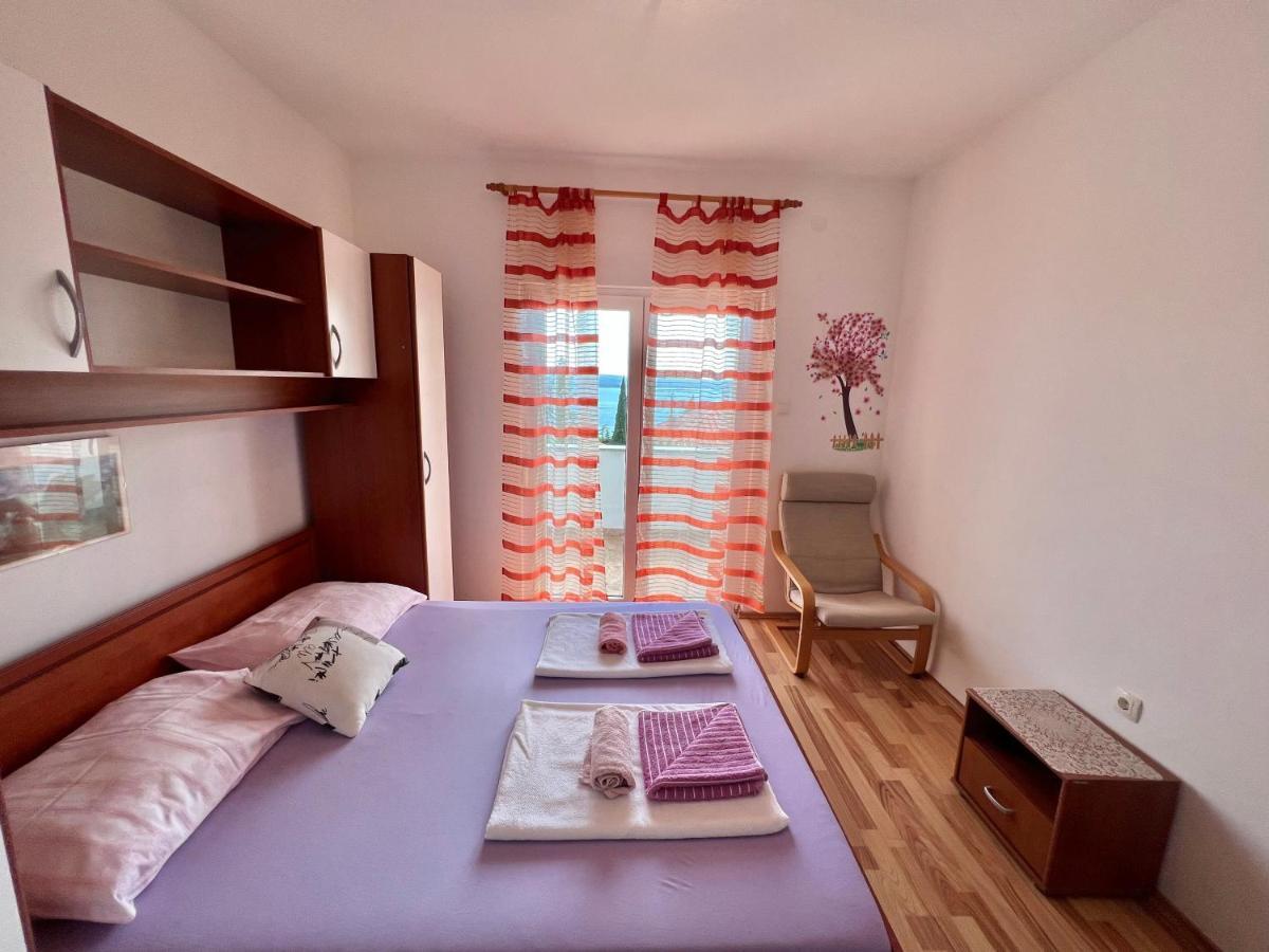 Apartmani Marija Dramalj Exterior photo